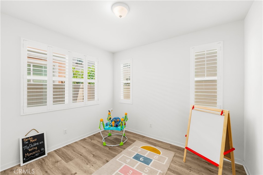 6952 Silverado Street