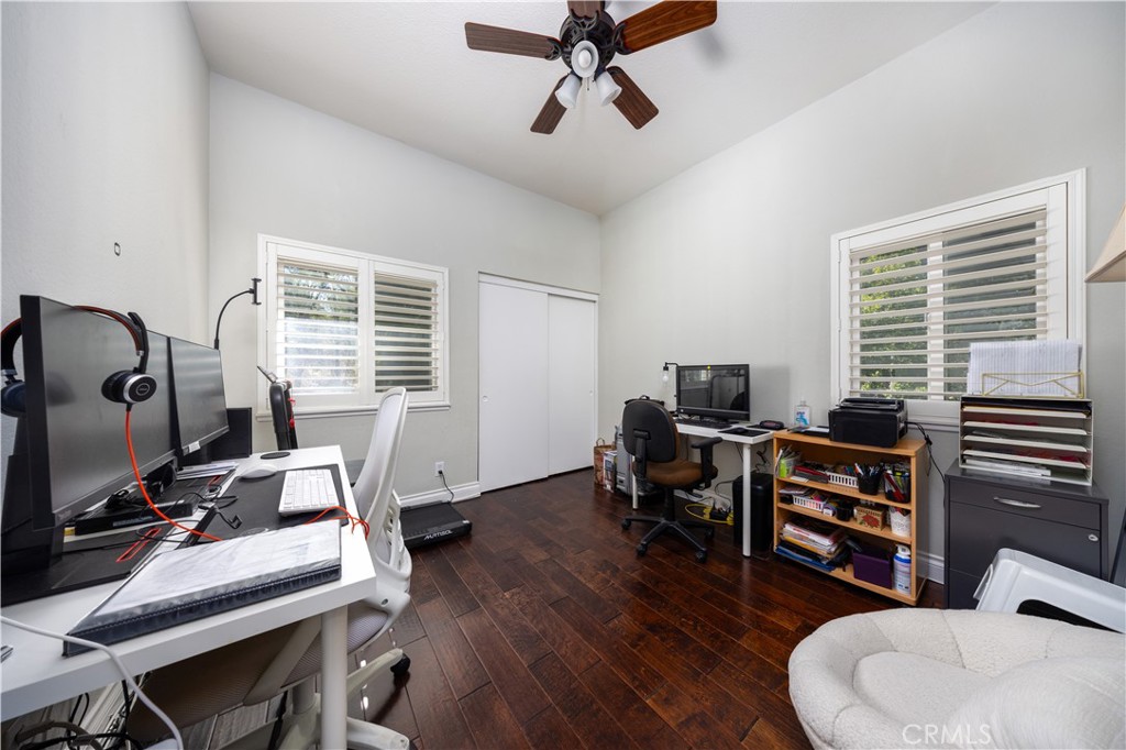26 Blackbird Lane