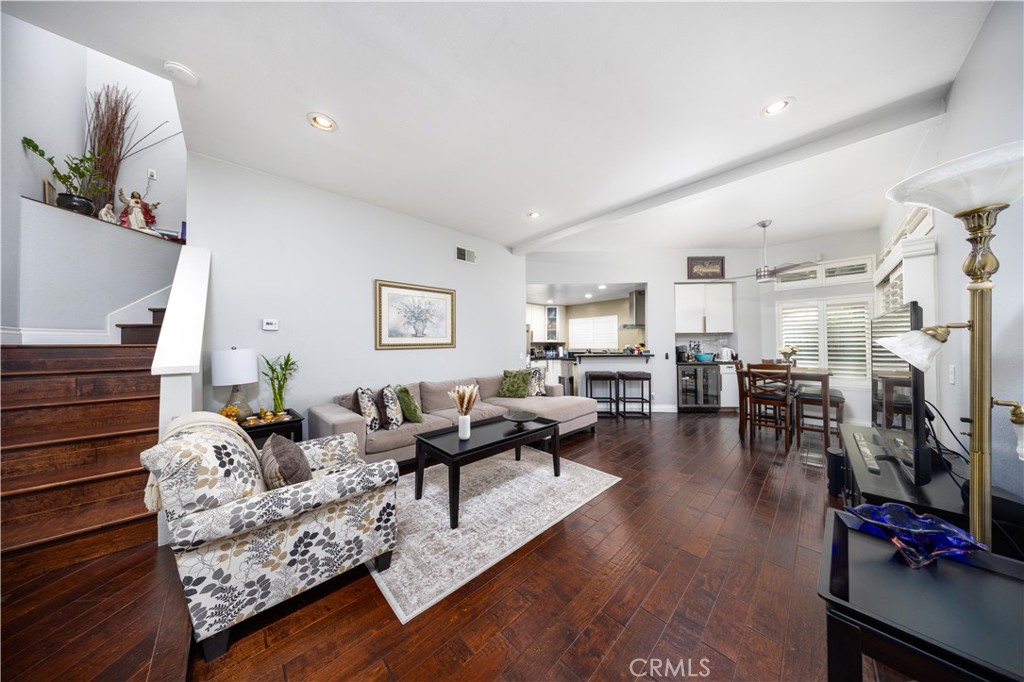 26 Blackbird Lane