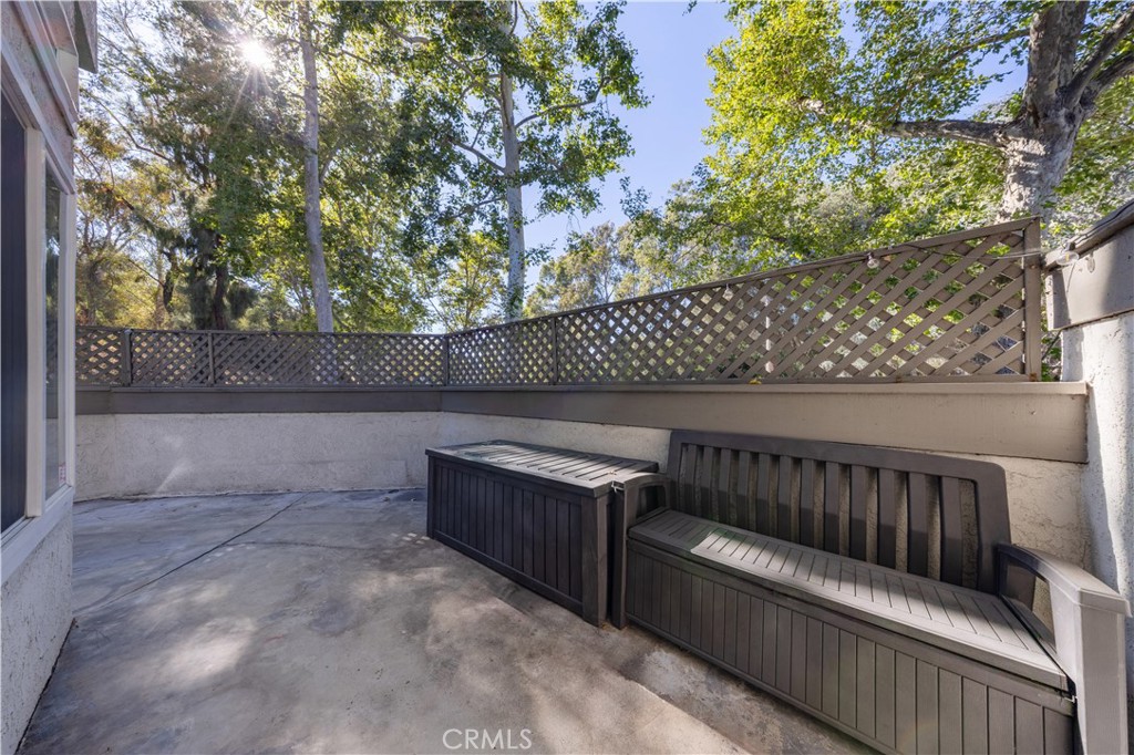 26 Blackbird Lane