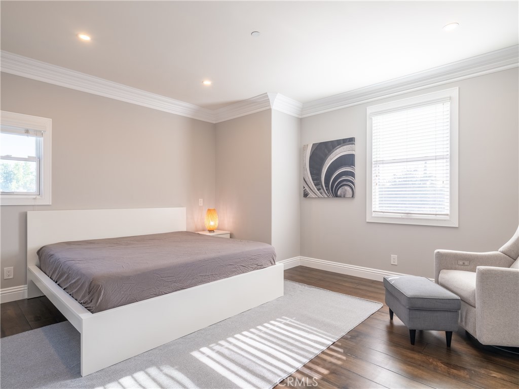 1610 Mayflower Avenue