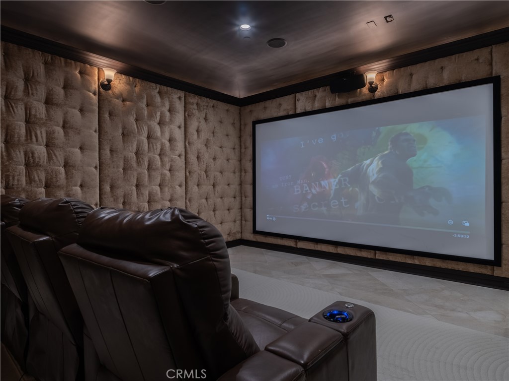 1610 Mayflower Avenue