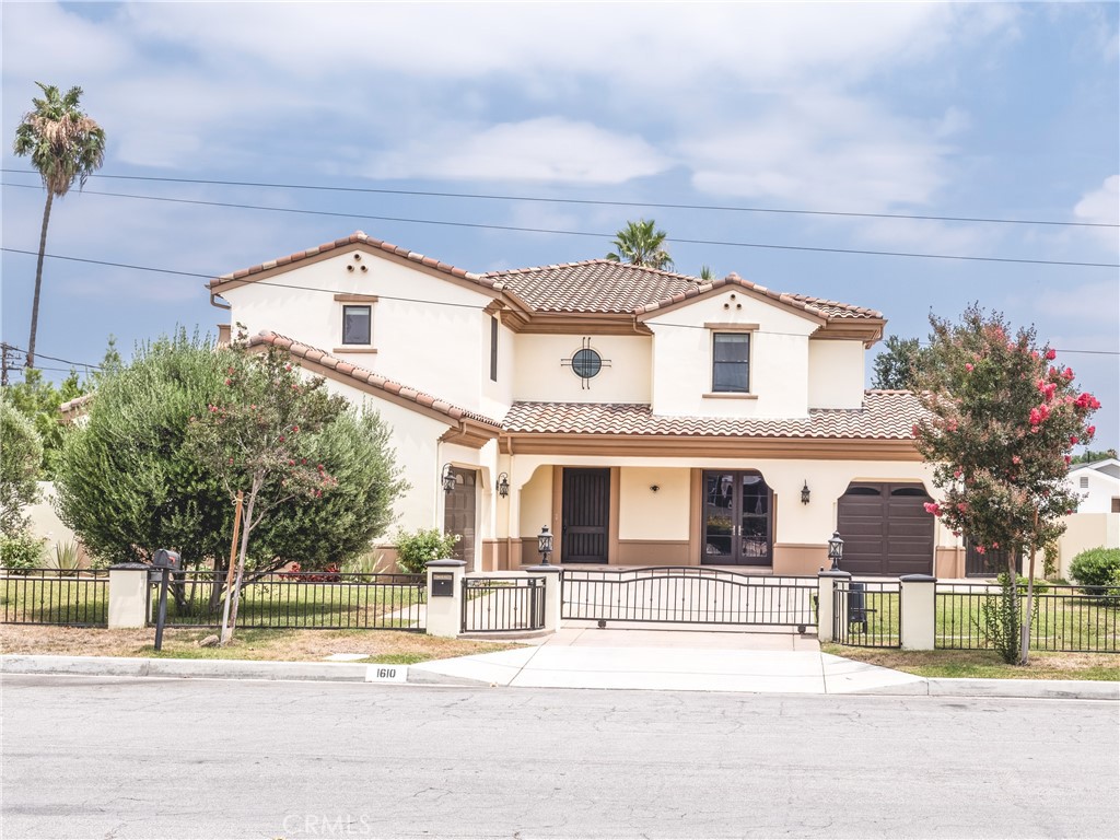 1610 Mayflower Avenue