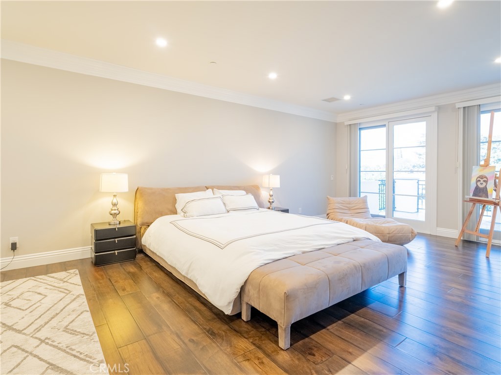 1610 Mayflower Avenue