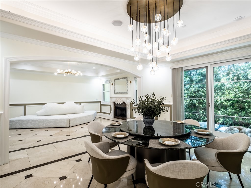 1610 Mayflower Avenue