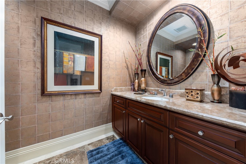 22883 Canyon View Road