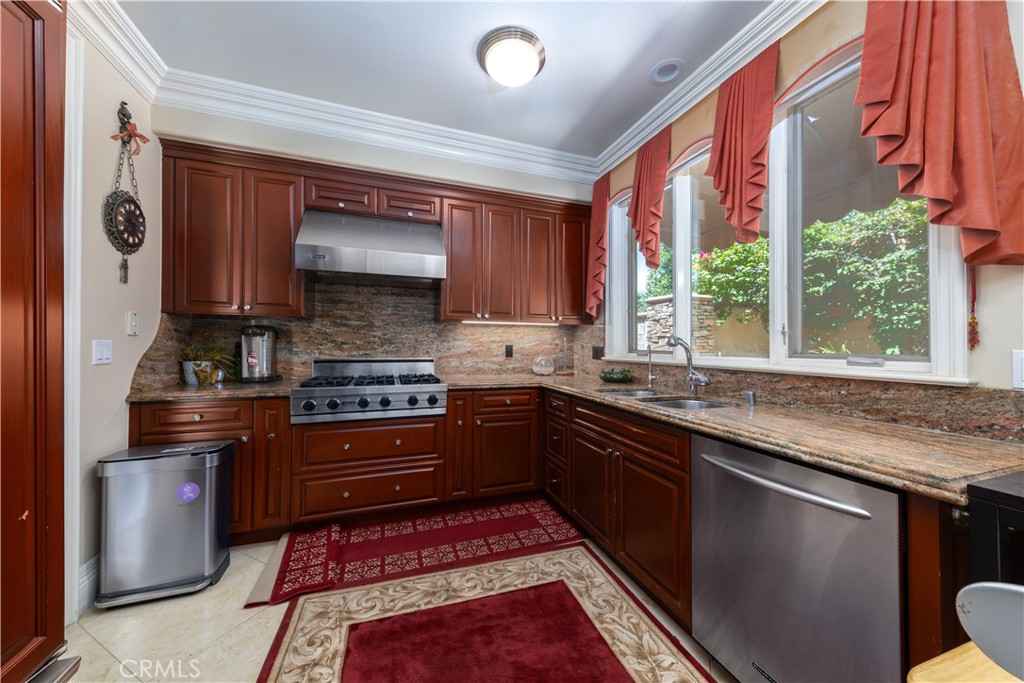 22883 Canyon View Road