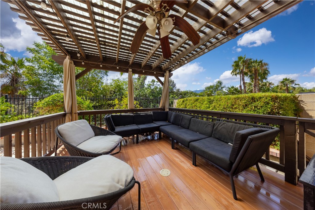 3538 Willow Glen Ln