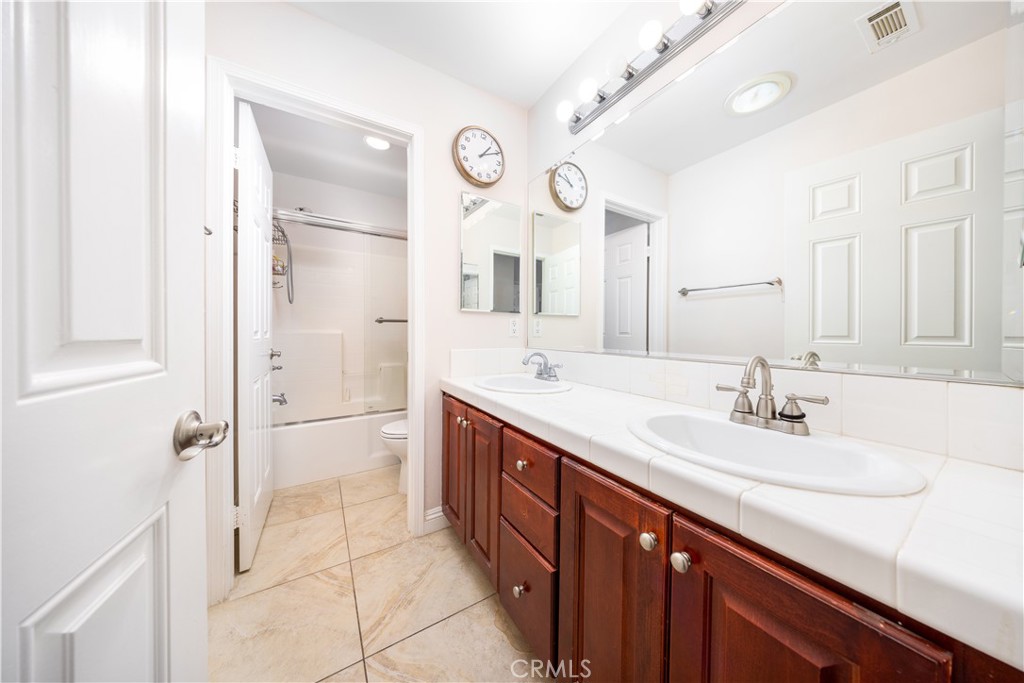 3538 Willow Glen Ln