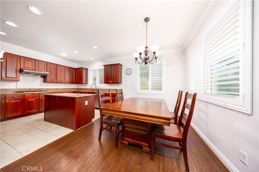 3538 Willow Glen Ln