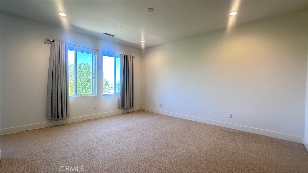 14293 Hillcrest Drive