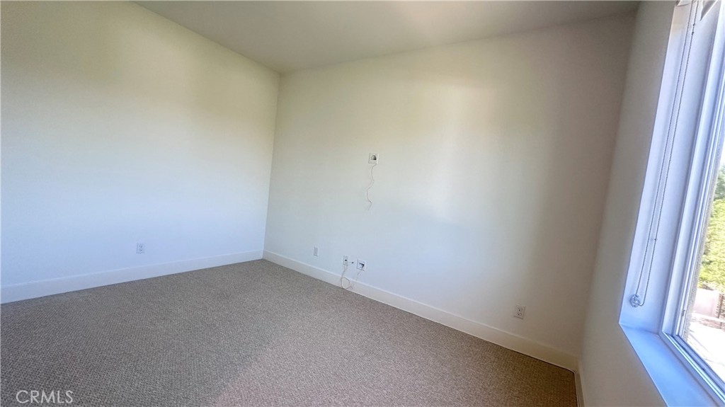 14293 Hillcrest Drive