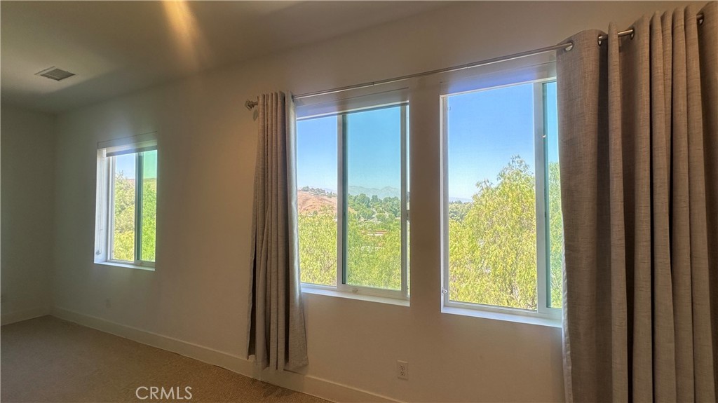 14293 Hillcrest Drive
