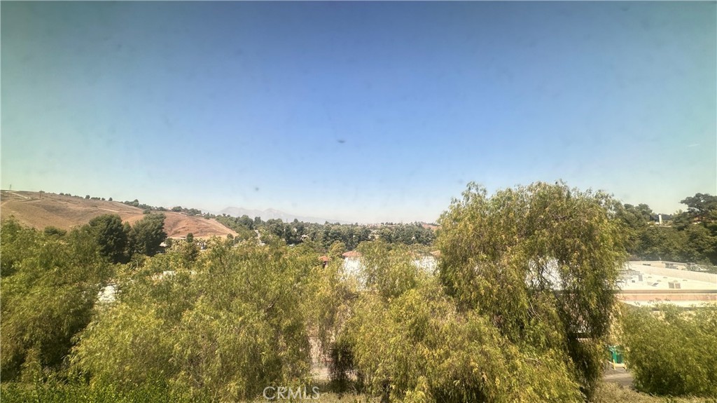 14293 Hillcrest Drive