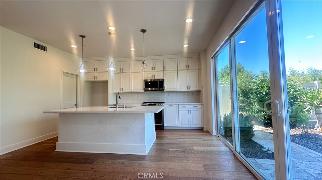 14293 Hillcrest Drive