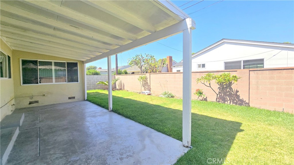 13221 Ardis Avenue