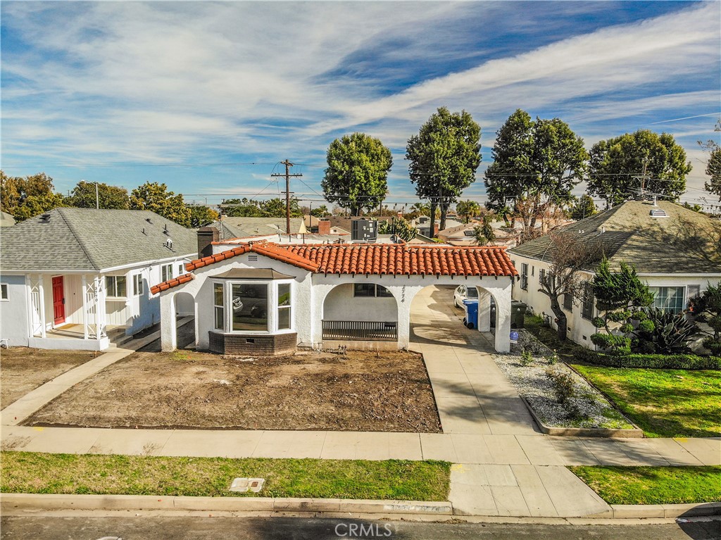 3774 Cherrywood Avenue