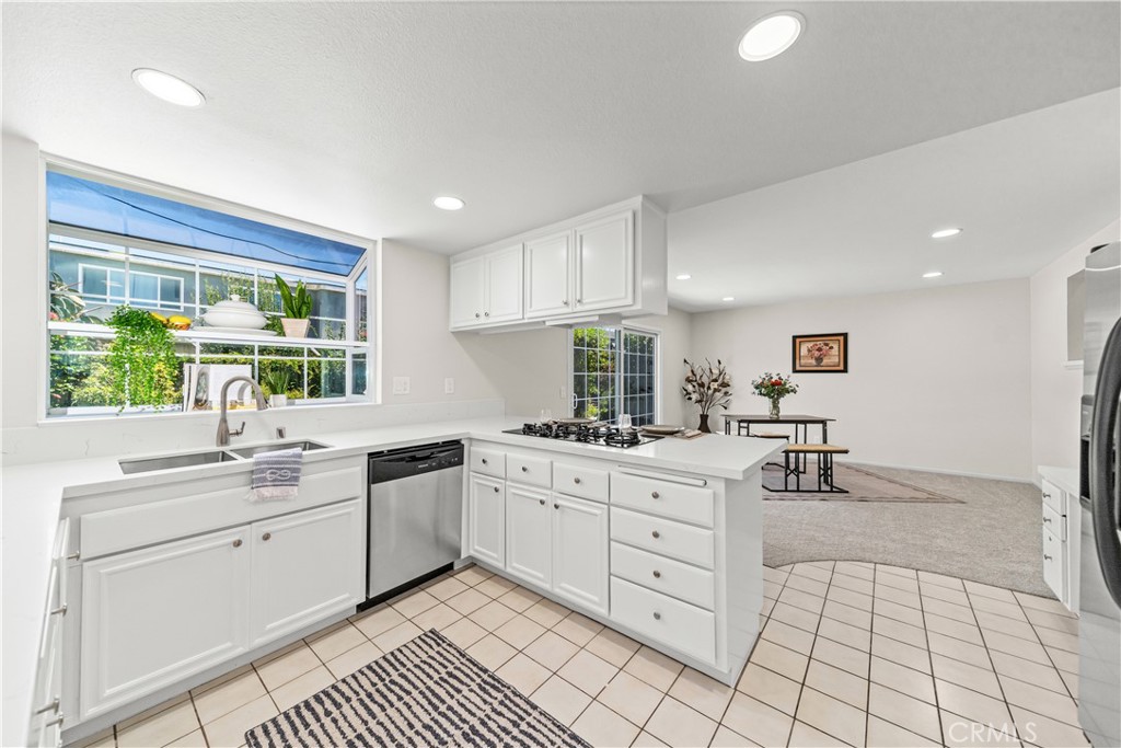 8232 Wickham Lane