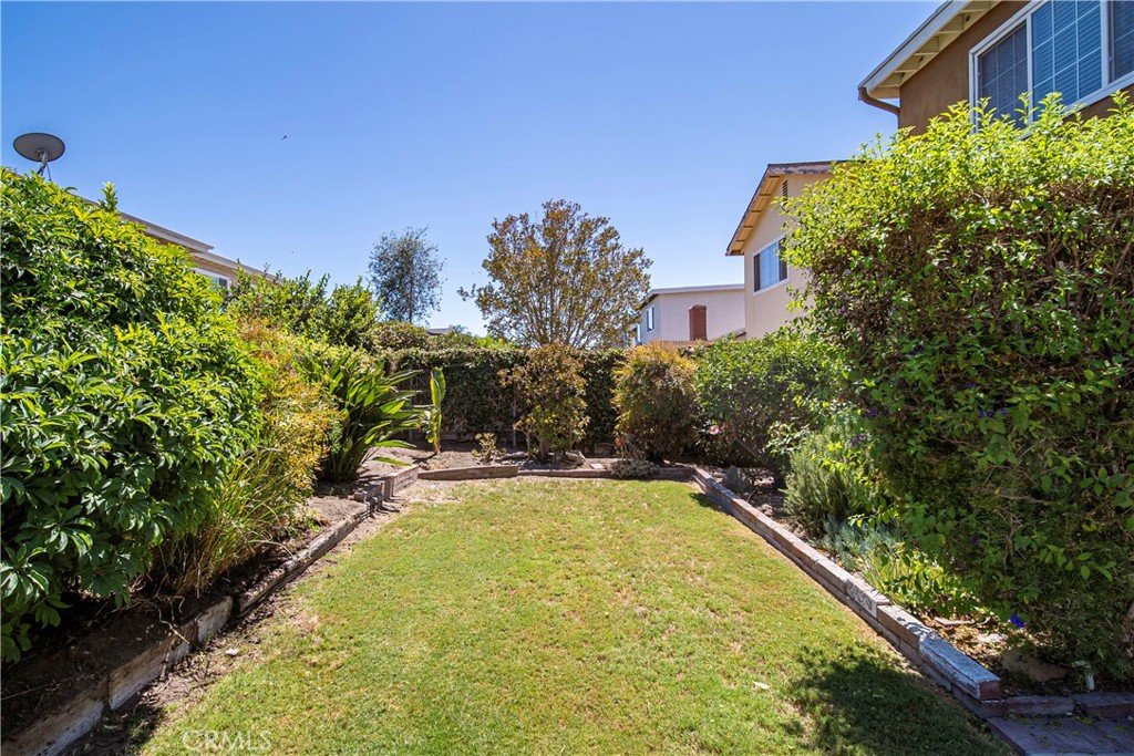 8232 Wickham Lane