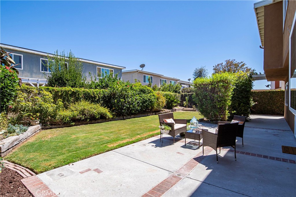 8232 Wickham Lane