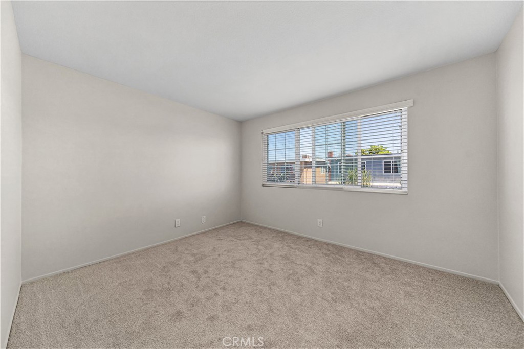 8232 Wickham Lane