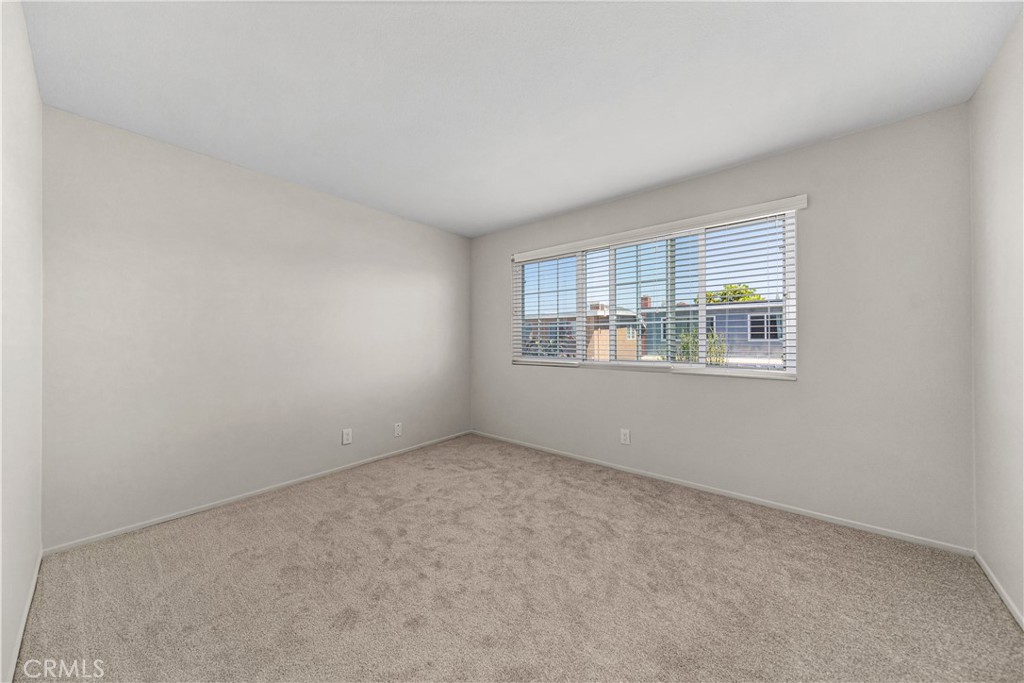 8232 Wickham Lane
