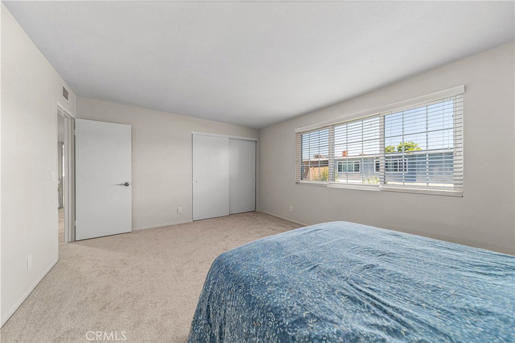 8232 Wickham Lane