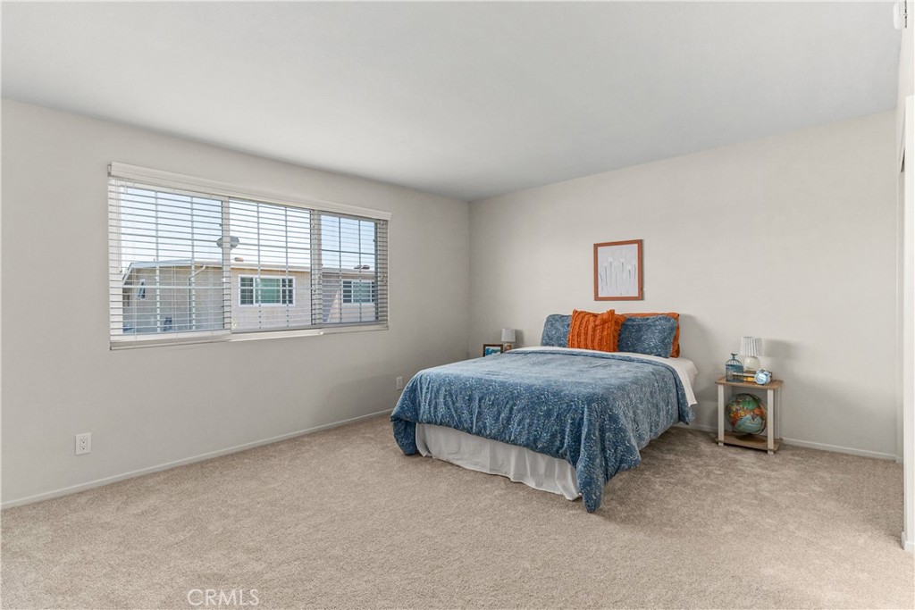 8232 Wickham Lane