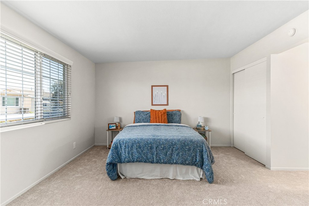 8232 Wickham Lane