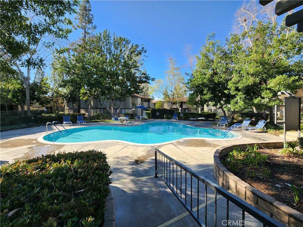 960 E Bonita Avenue 58