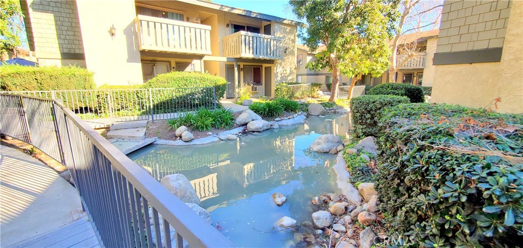 960 E Bonita Avenue 58