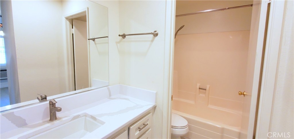 960 E Bonita Avenue 58