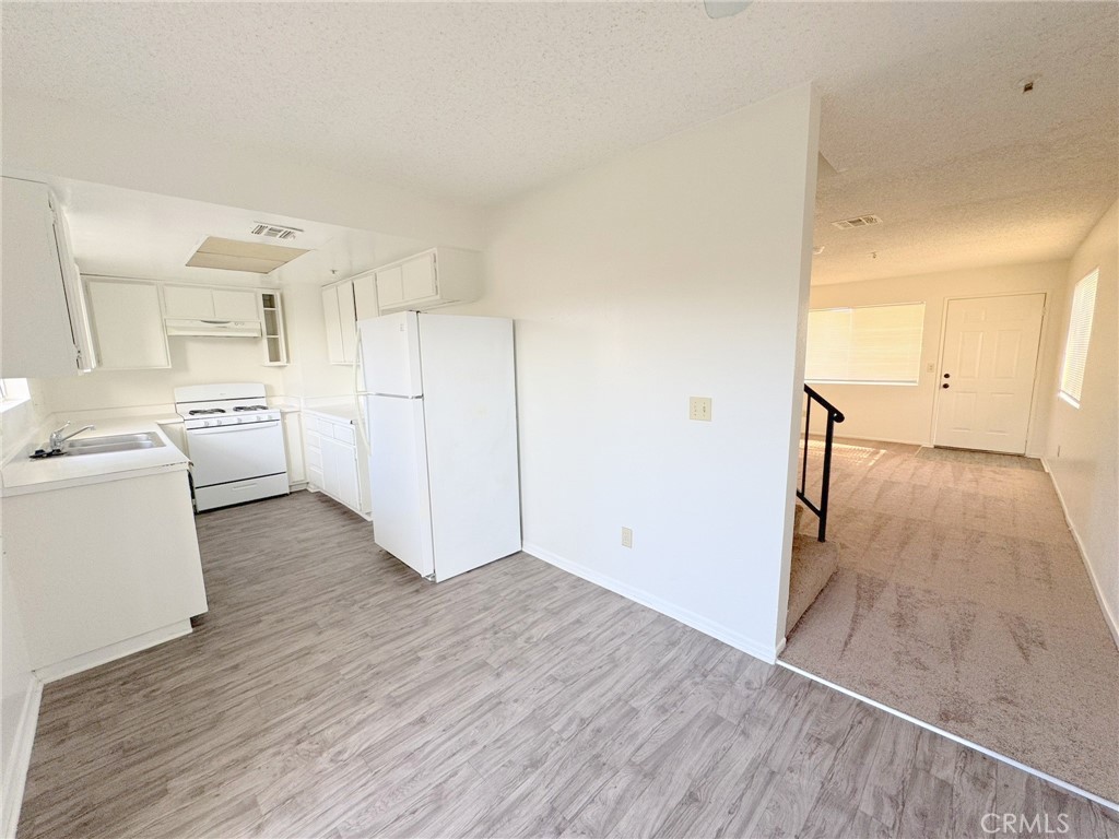 1405 N Grove Avenue A