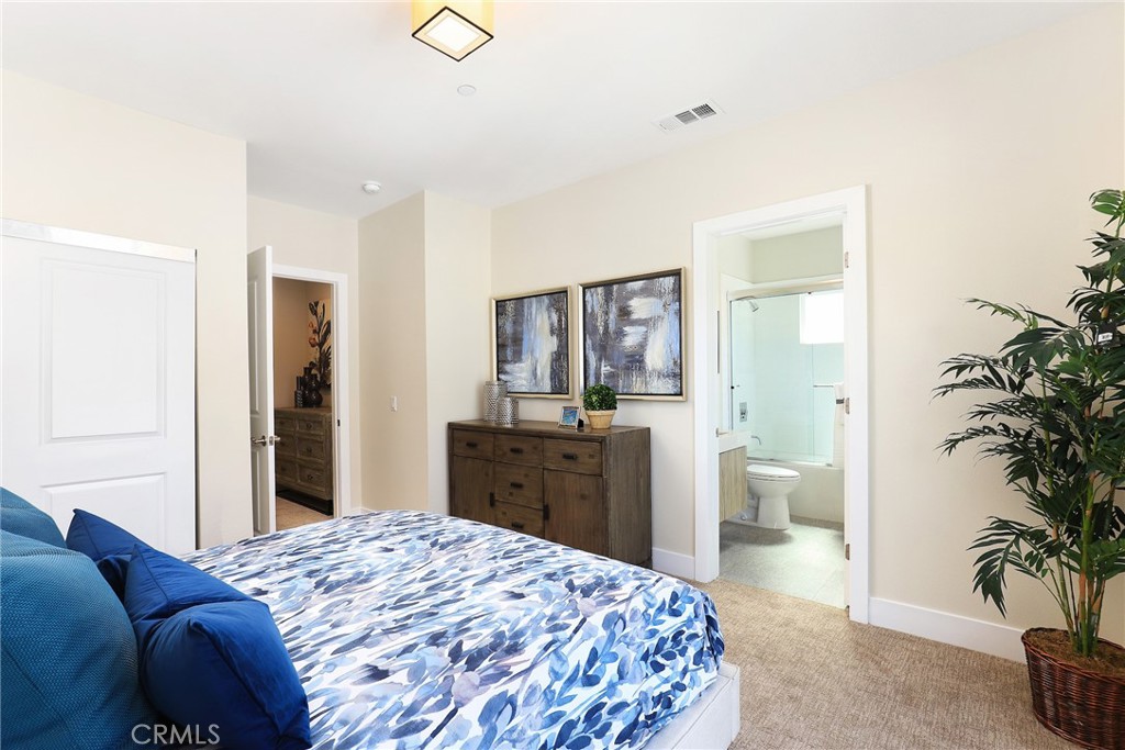6 Brookline Lane