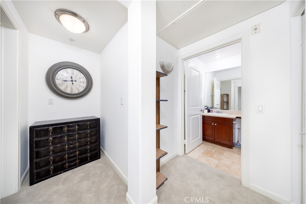128 N Oak Knoll Avenue 317