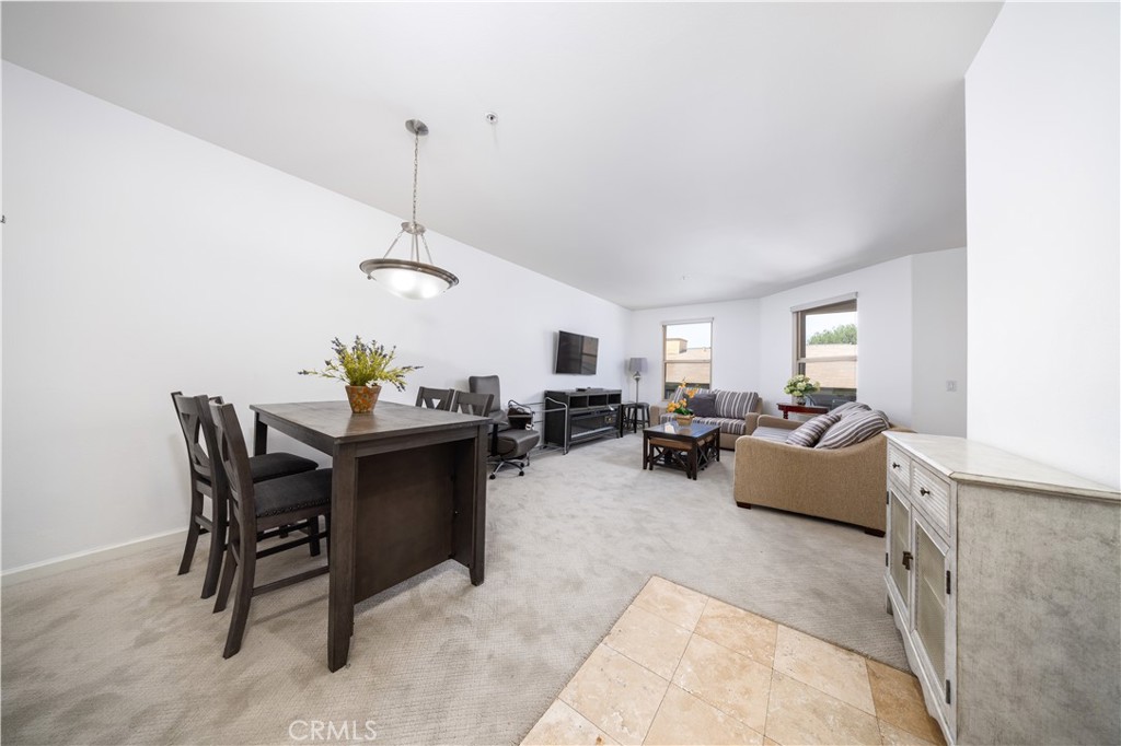 128 N Oak Knoll Avenue 317
