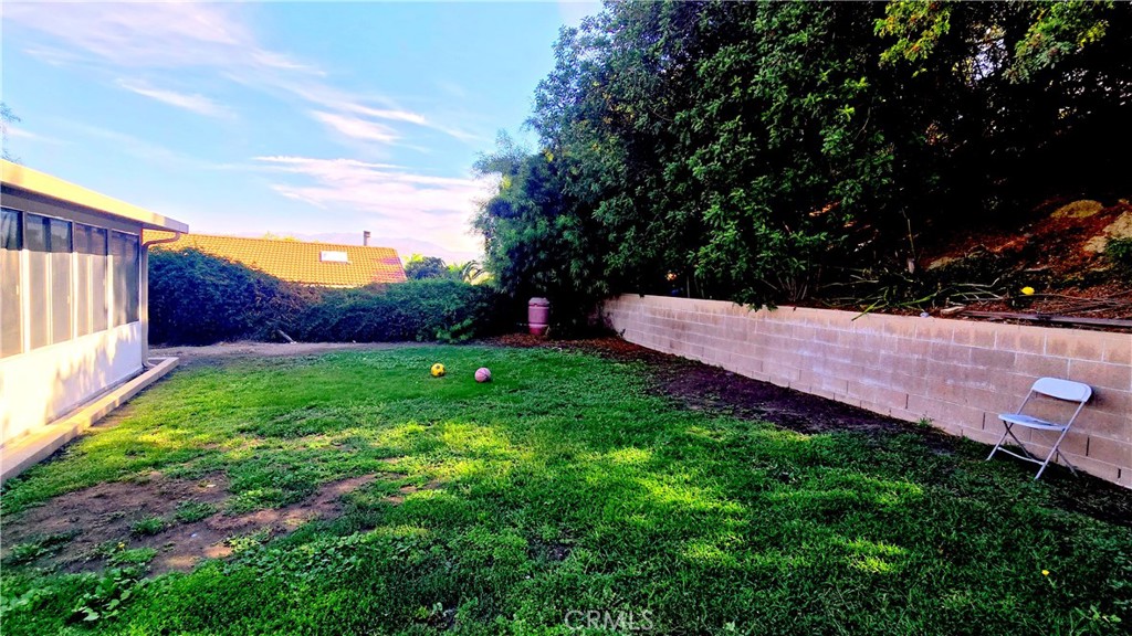 410 N Prospectors Road