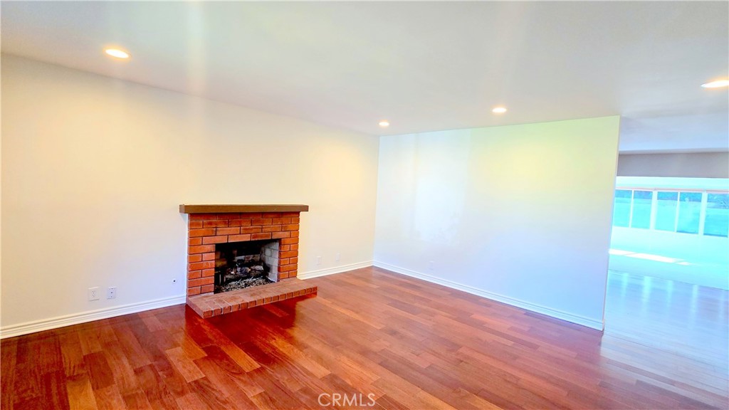 410 N Prospectors Road