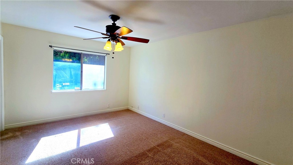 410 N Prospectors Road