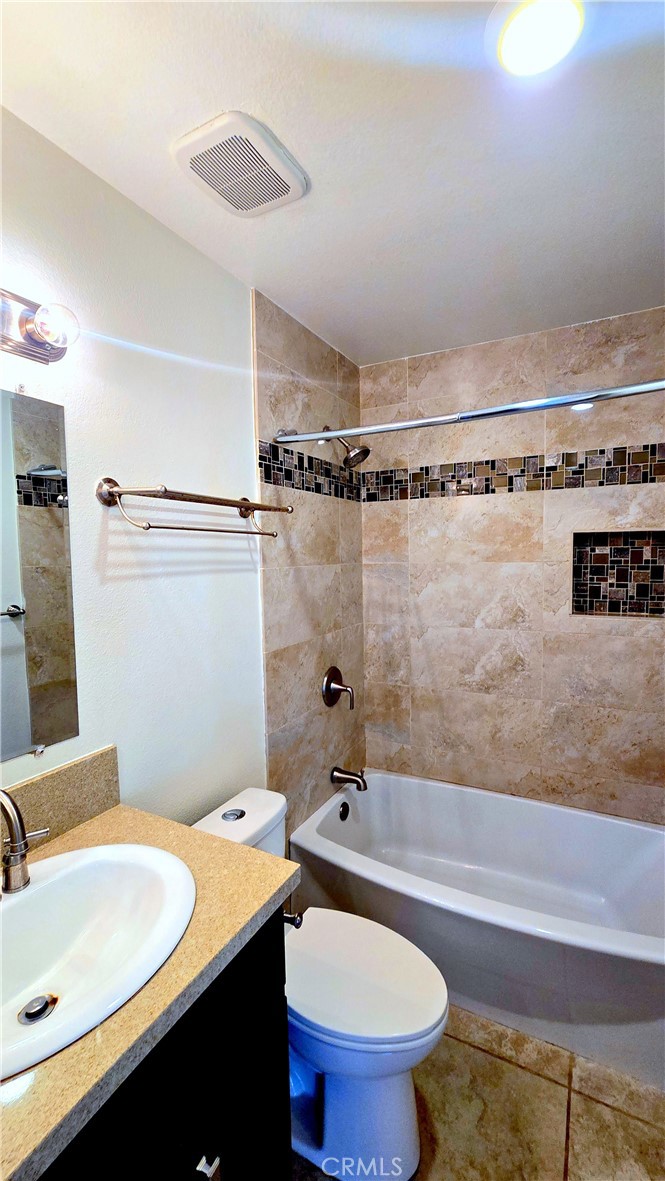 410 N Prospectors Road