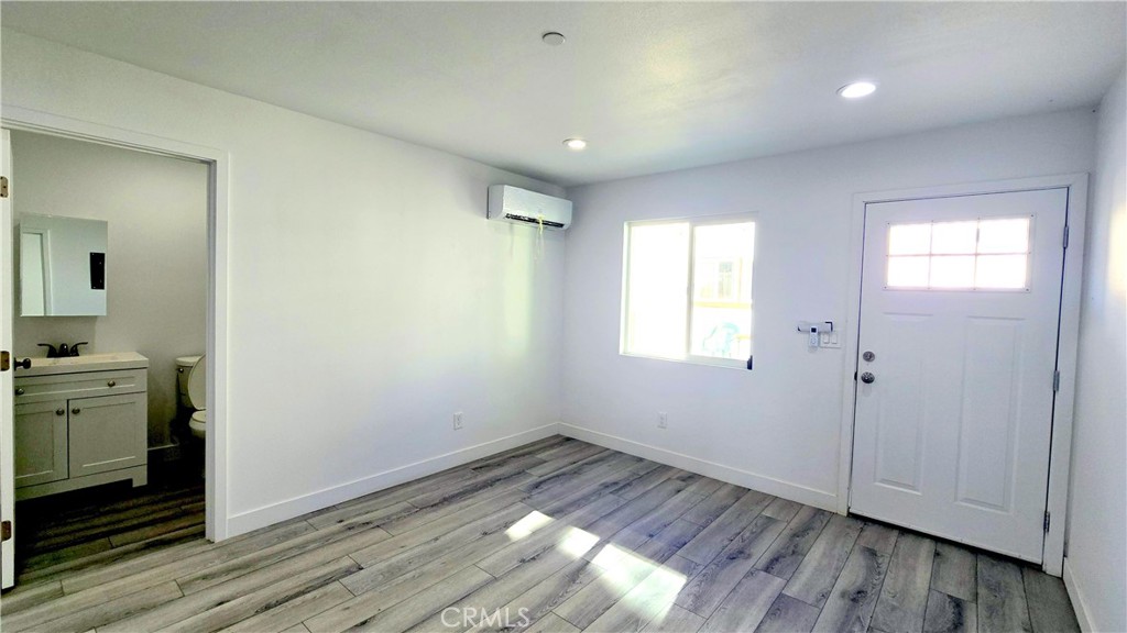 7539 Laurel Avenue 3