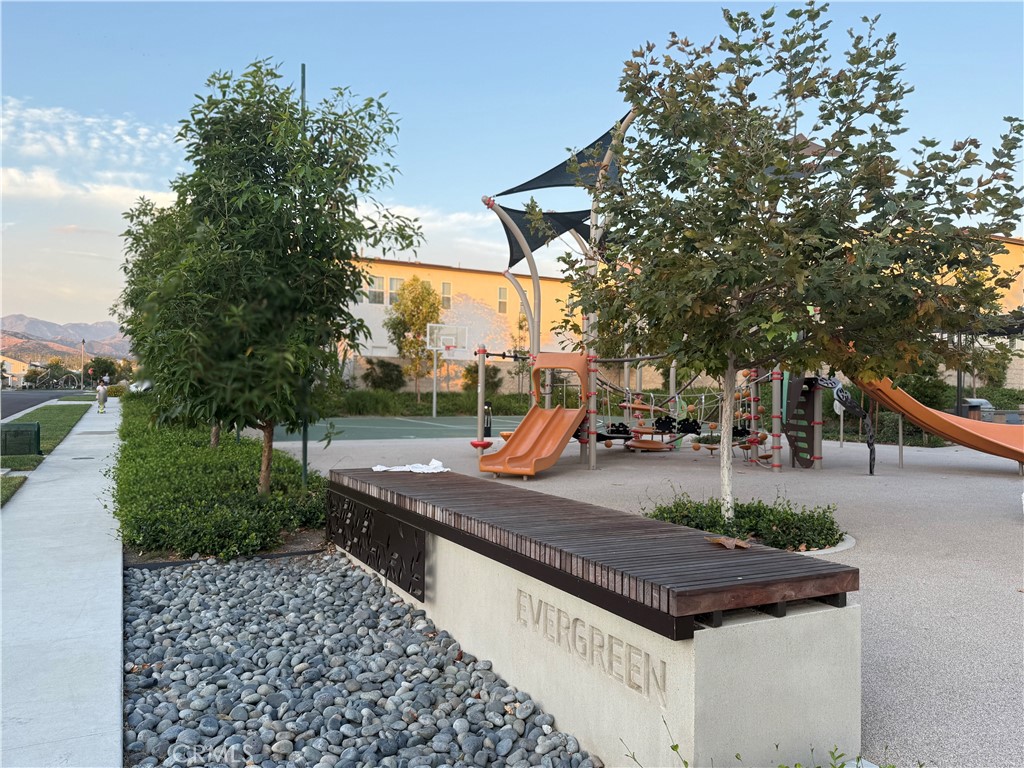 101 Evergreen Way