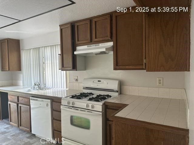 22935 True Grit Place