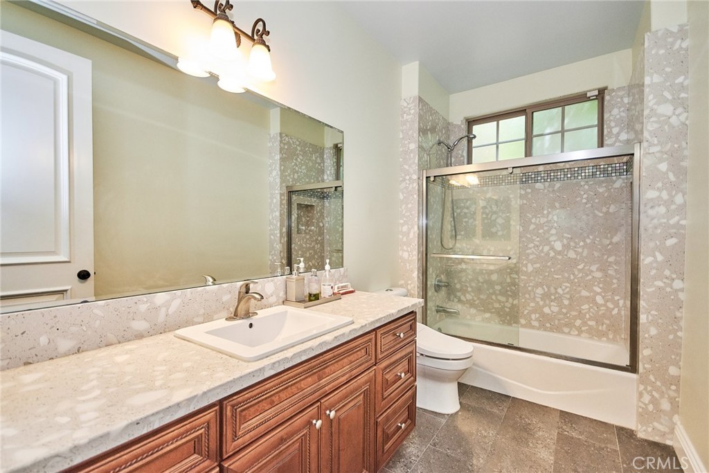 210 S El Morino Street