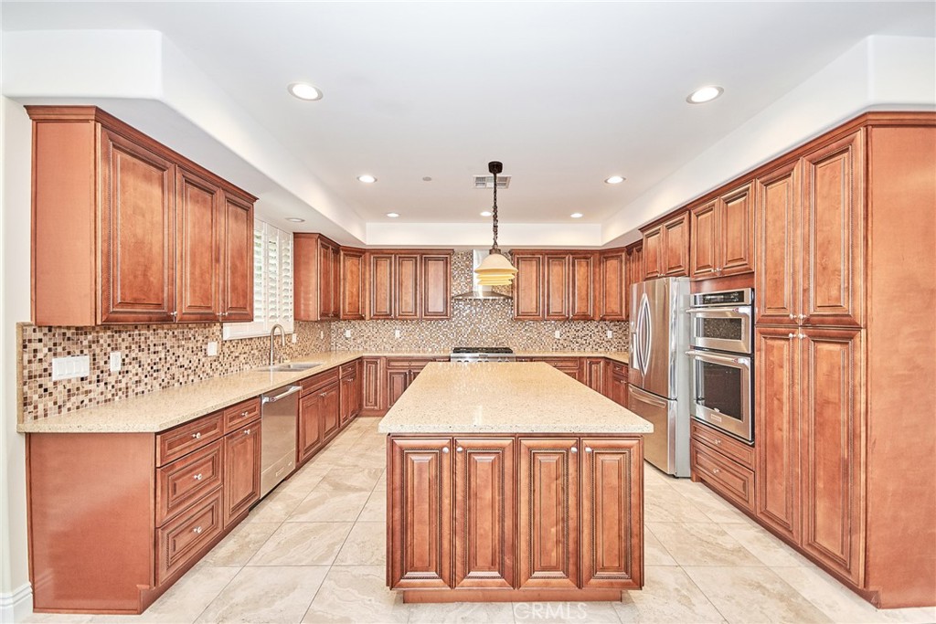 210 S El Morino Street