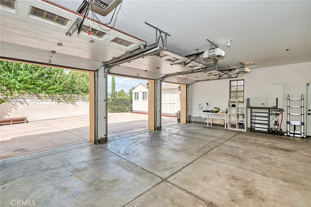 210 S El Morino Street