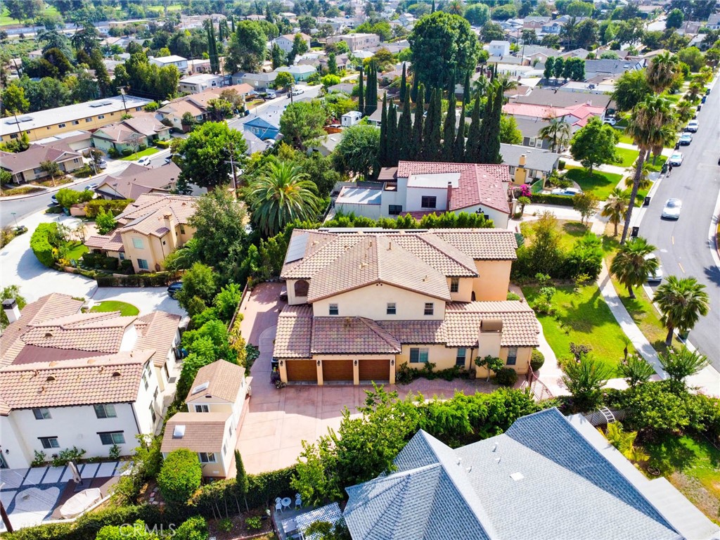 210 S El Morino Street