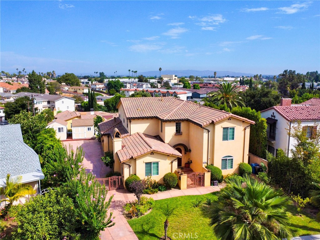 210 S El Morino Street