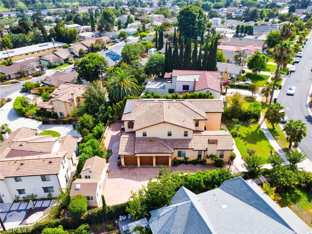 210 S El Morino Street