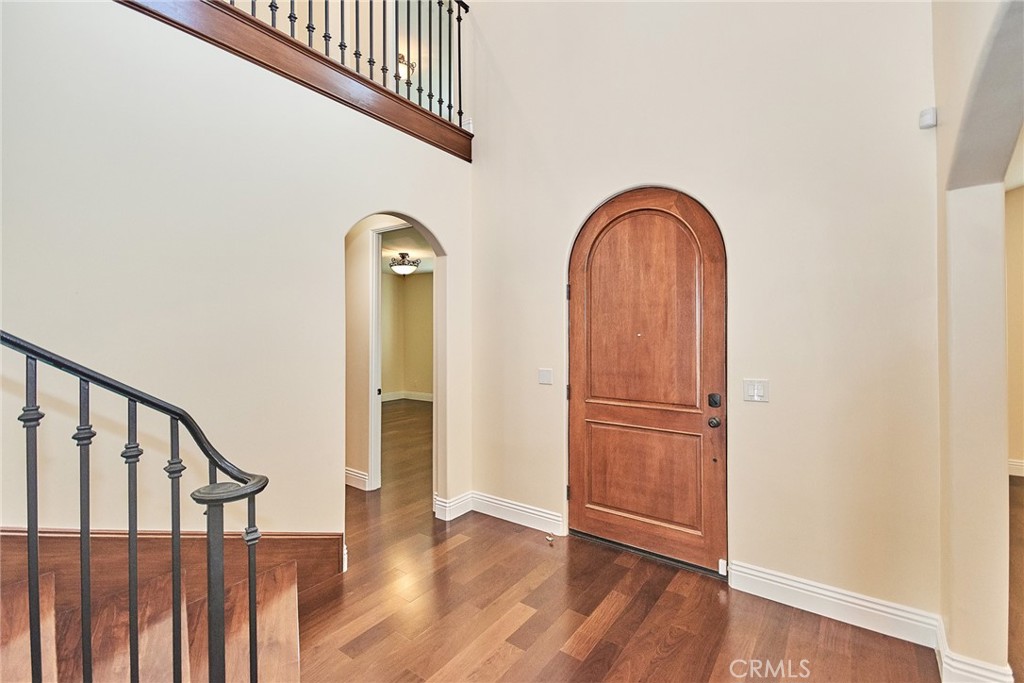 210 S El Morino Street